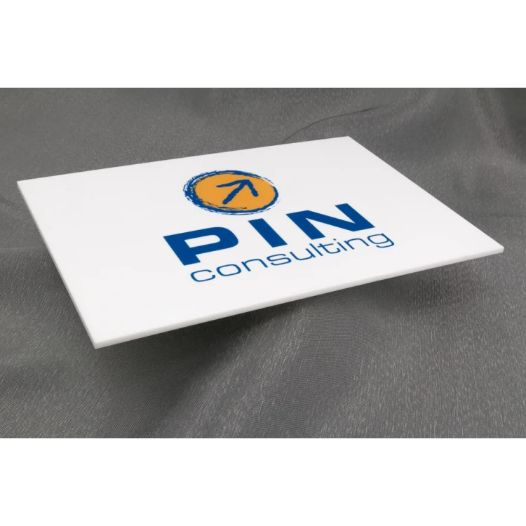 TABLICZKA FIRMOWA Z DOWOLNYM LOGO - BIAŁY AKRYL gr. 3mm - wym. 210x148mm - DRUK UV 