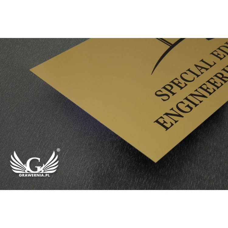 Tabliczka firmowa ze złotego aluminium - AlumaMark - wym. 250x120mm