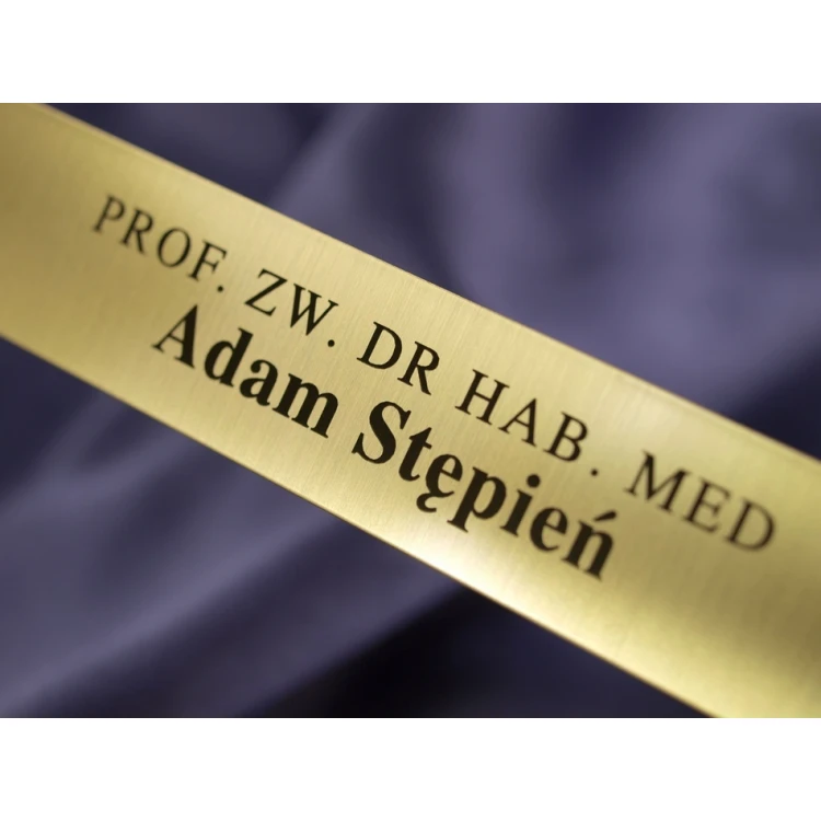 Tabliczka mosiężna z personalizacją - M007 - wym. 100x20mm