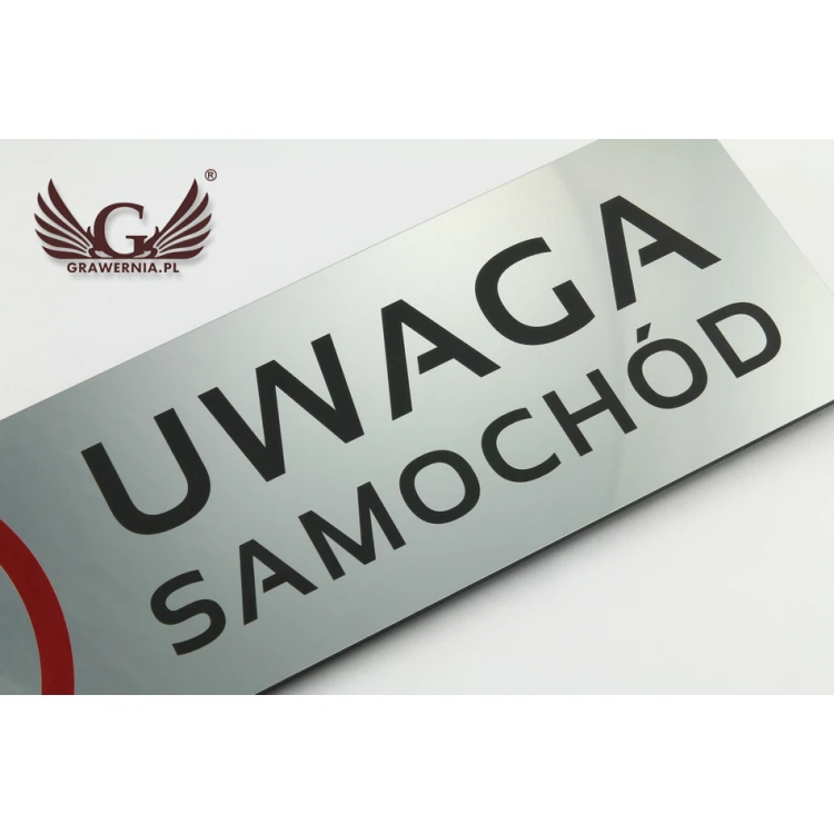 Tabliczka ostrzegawcza - uwaga samochód - wym. 490x200mm - kolorowy druk UV