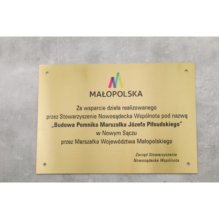 Tabliczka pamiątkowa - mosiądz szczotkowany - grawer CNC i druk UV - wym. 297x210 (A4) - TAB117 
