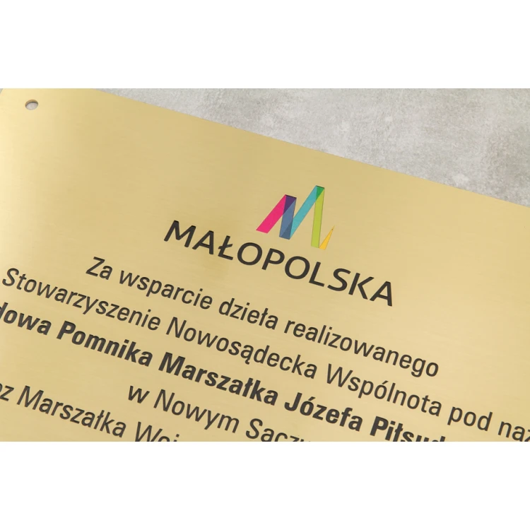 Tabliczka pamiątkowa - mosiądz szczotkowany - grawer CNC i druk UV - wym. 297x210 (A4) - TAB117 