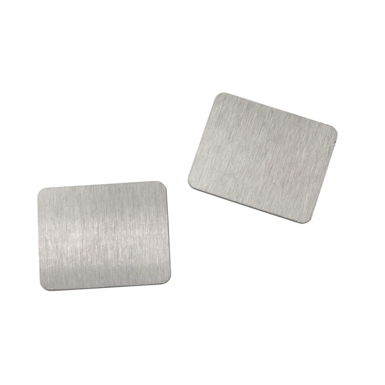 Tabliczka stalowa z dowolnym grawerem - wym. 20x25x1mm - TS036