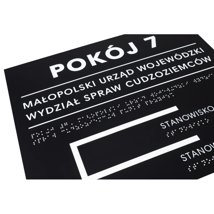 Tabliczka z pismem Braille'a - akryl czarny mat i biała ADA - wym. 350x420mm - DARK - TAB391
