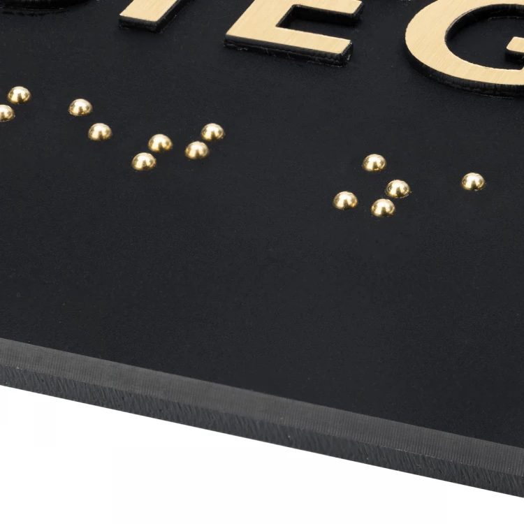 Tabliczka z pismem Braille'a - akryl czarny mat i laminat grawerski - wym. 160x93mm - TAB491