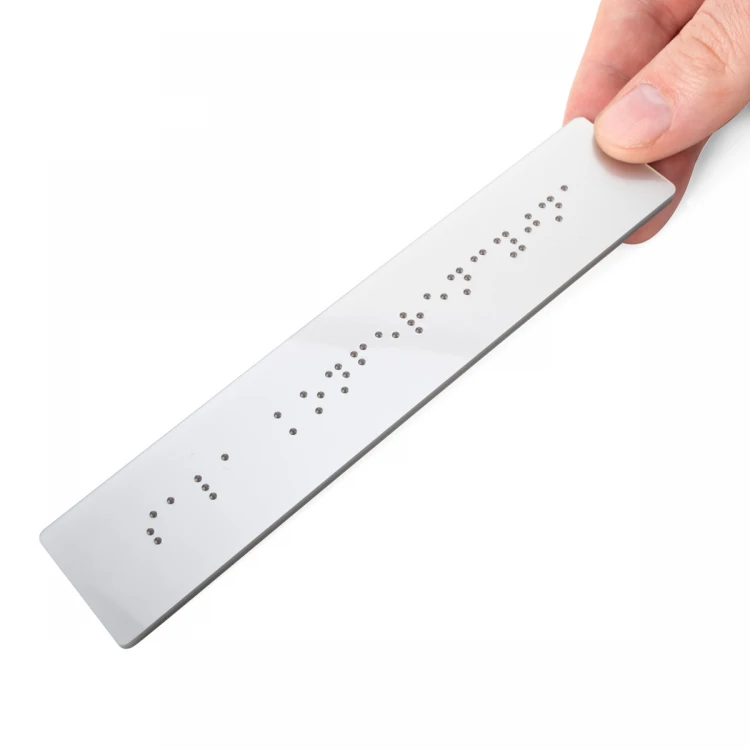 Tabliczka z pismem Braille'a - akryl srebrny - wym. 150x22mm - TAB488