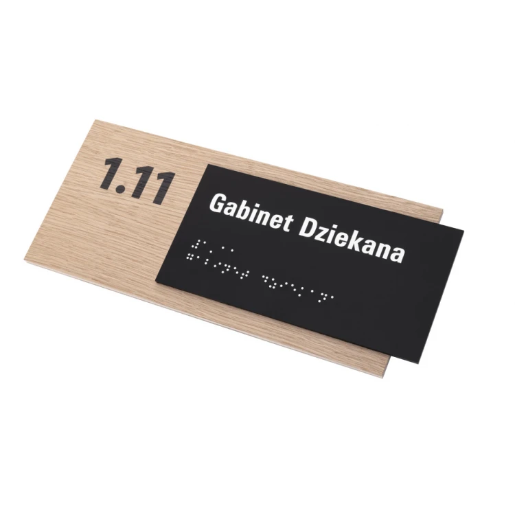 Tabliczka z dowolnym tekstem i pismem Braille'a - płyta fornirowana dąb i akryl czarny mat - wym. 262x118mm - TAB400