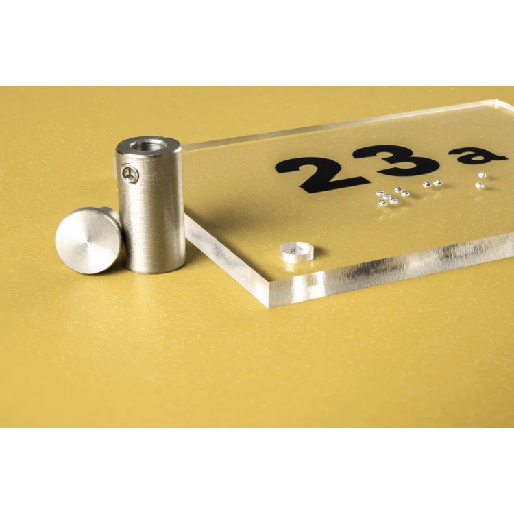Tabliczka z plexi z dowolną numeracją i pismem Braille'a - wym. 100x75mm - TAB272