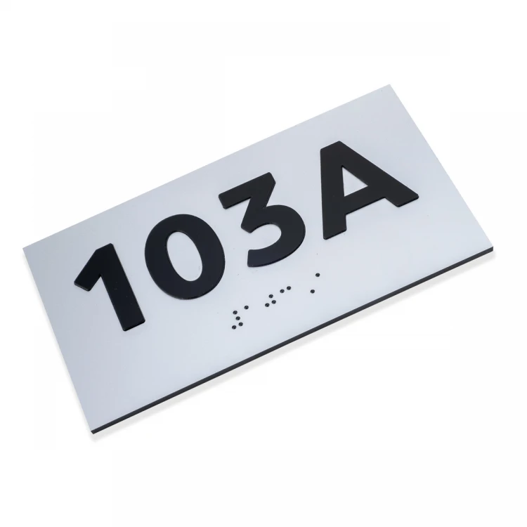 Tabliczka z wypukłą numeracją i pismem Braille'a  - laminat srebrny - wym. 150x80mm - TAB508
