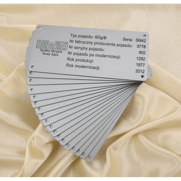 Tabliczka znamionowa srebrna G&S - wymiary: 180x80mm