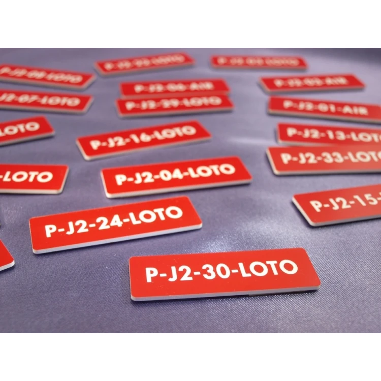 Tabliczki czerwone do oznakowań urządzeń  - wymiar: 60x20mm