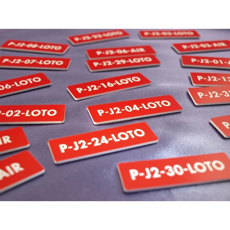 Tabliczki czerwone do oznakowań urządzeń  - wymiar: 60x20mm