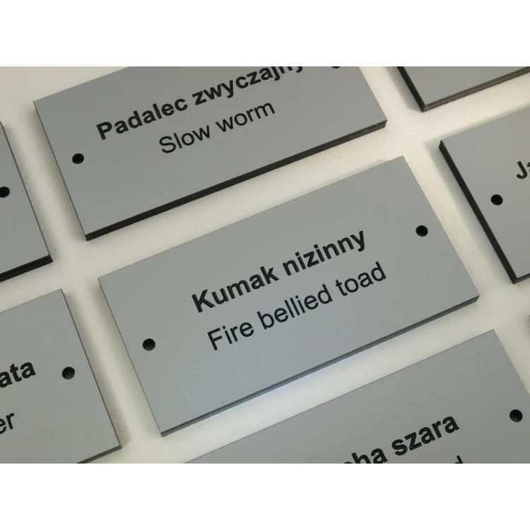 Tabliczki do terrariów i klatek z dowolnym grawerem - 10x5cm - grubość 4,6mm