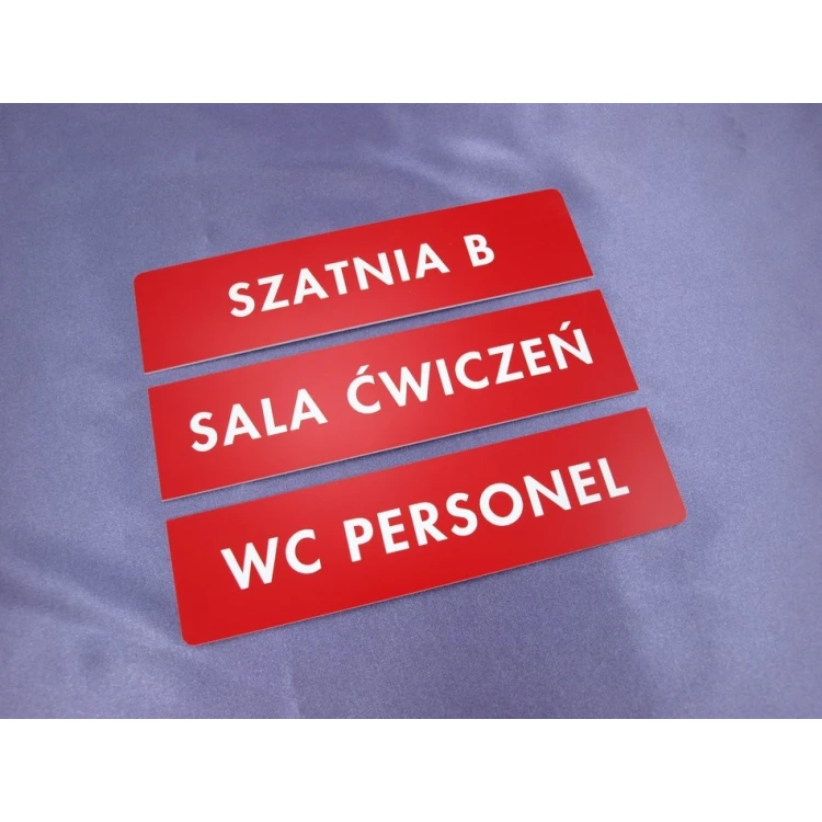 Tabliczki trzyczęściowe na drzwi lub ścianę - czerwone - wym. 20x5cm