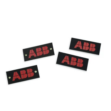 Tabliczki z logotypem z aluminium anodowanego czarnego - niezniszczalny druk - wymiary: 35x15mm