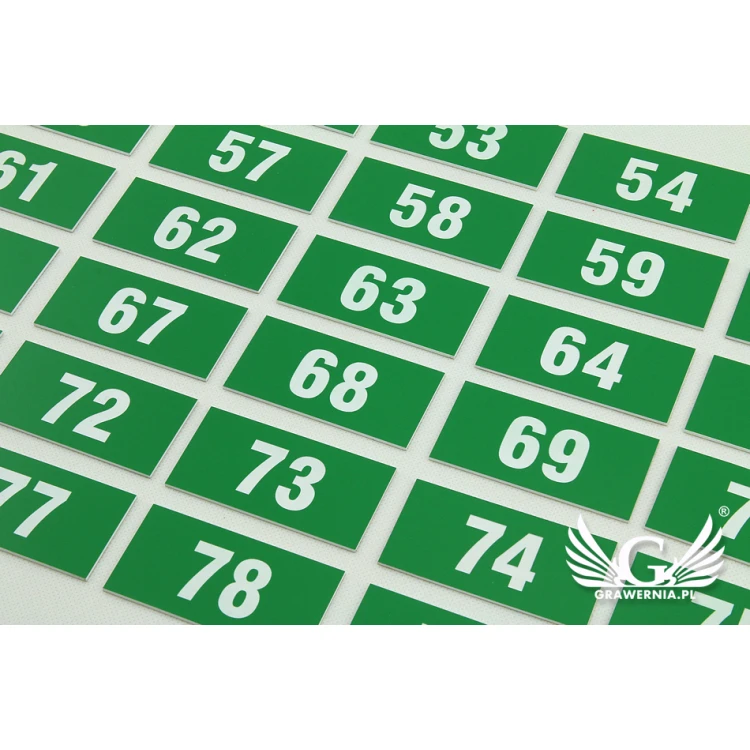 Tabliczki na szafki z numeracją - kolor zielony - wym. 80x40mm 