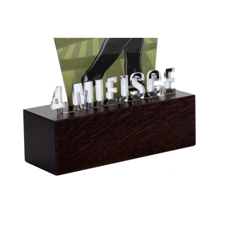 Trofeum akrylowe na drewnianym postumencie - Golf - wys. 22,5cm - DTA077