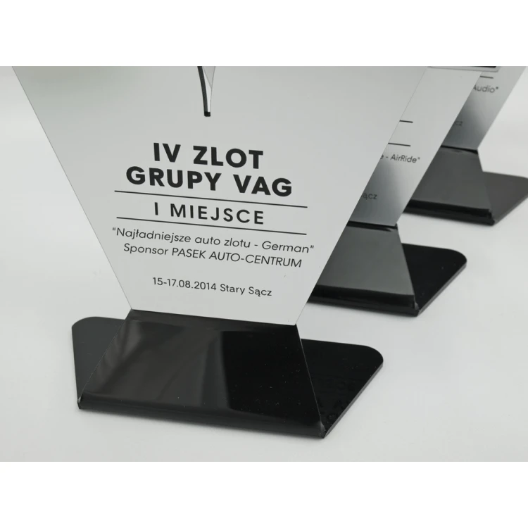Trofeum sportowe VICTORY - model DTA19 - wysokość 23 cm