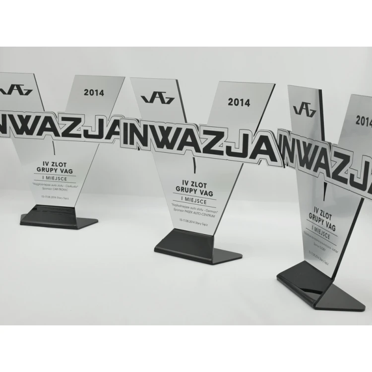 Trofeum sportowe VICTORY - model DTA19 - wysokość 23 cm