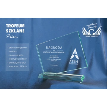 Trofeum szklane w etui - PRISM - grawerowane laserem - TSZ052