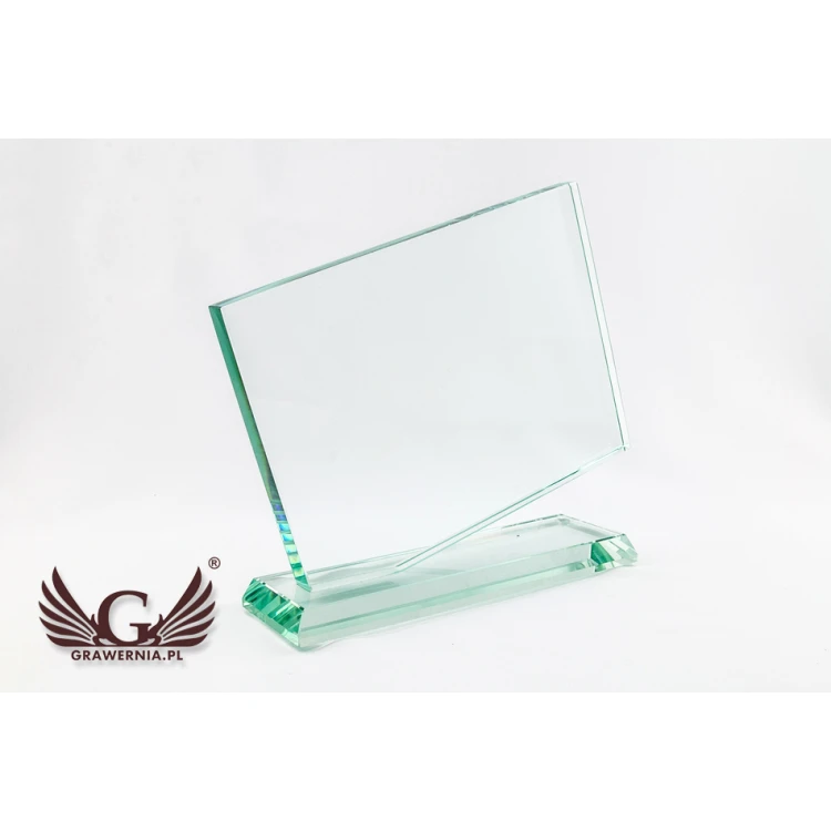 Trofeum szklane w etui - PRISM - grawerowane laserem - TSZ052