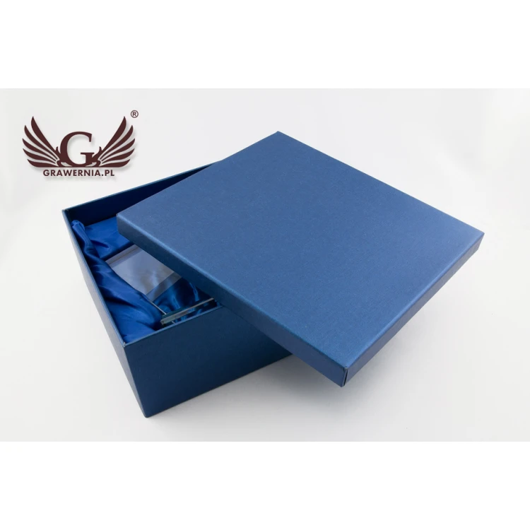 Trofeum szklane w etui - PRISM - grawerowane laserem - TSZ052