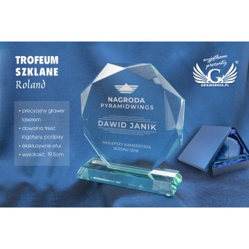 Trofeum szklane w etui - ROLAND grawerowane laserem - TSZ051