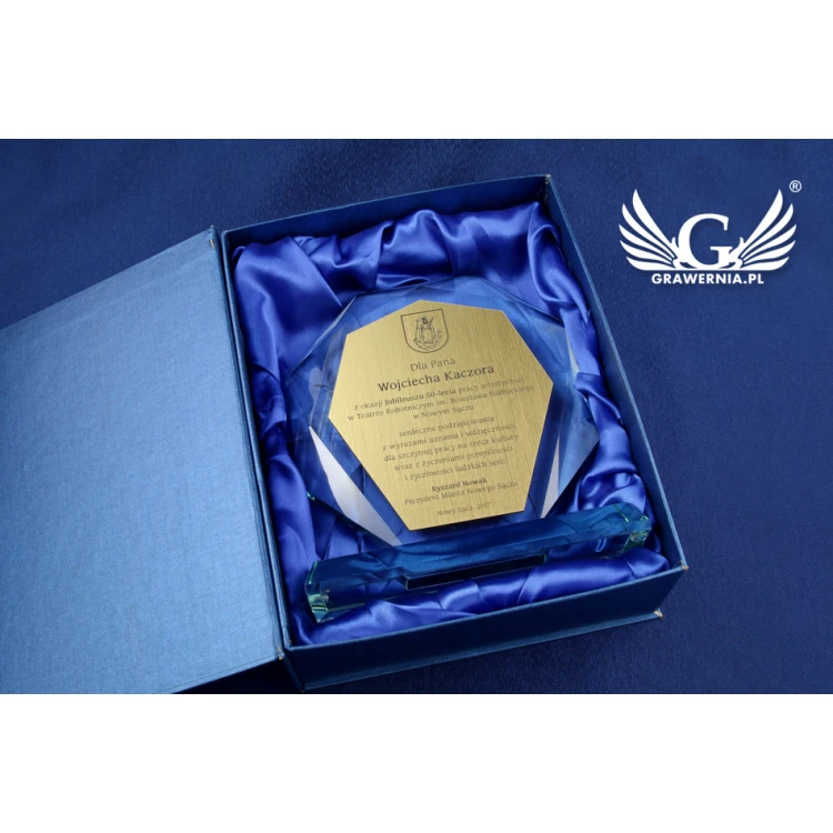 Trofeum szklane w etui - ROLAND z laminatem grawerskim