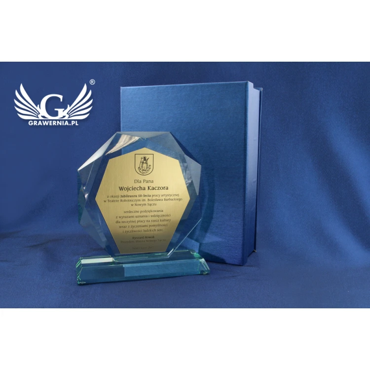 Trofeum szklane w etui - ROLAND z laminatem grawerskim