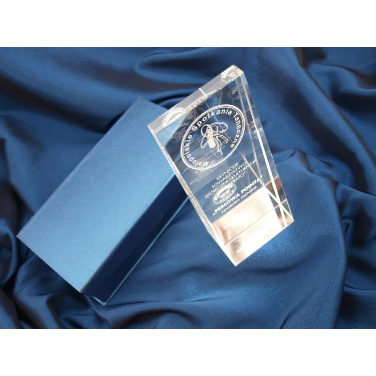 Trofeum szklane w etui - PERLA