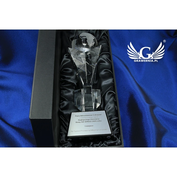 Trofeum szklane w etui - GLOBUS 