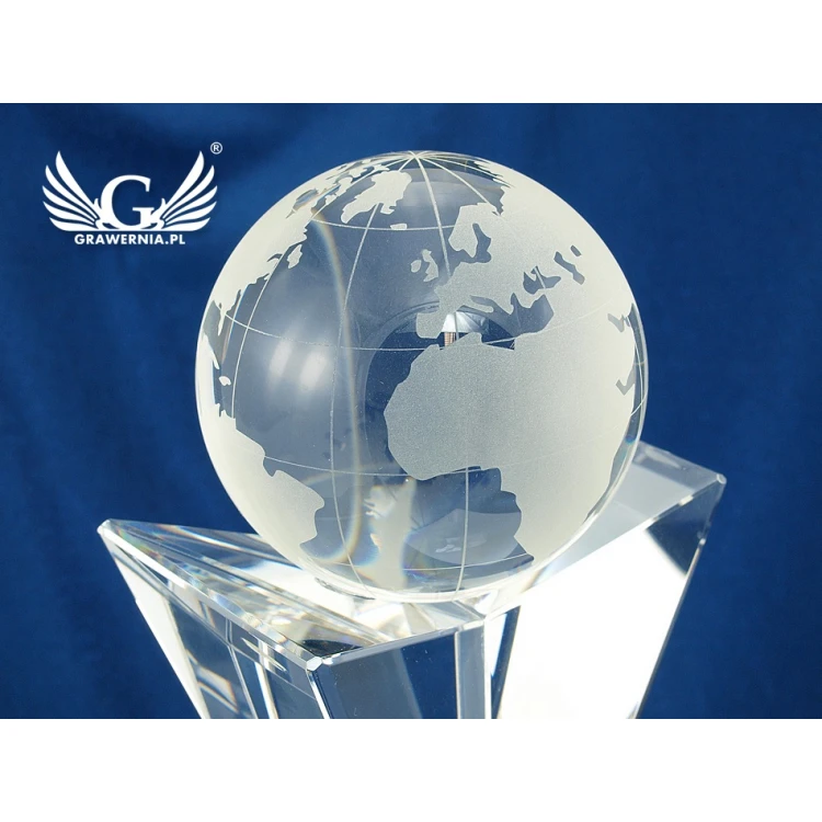 Trofeum szklane w etui - GLOBUS 