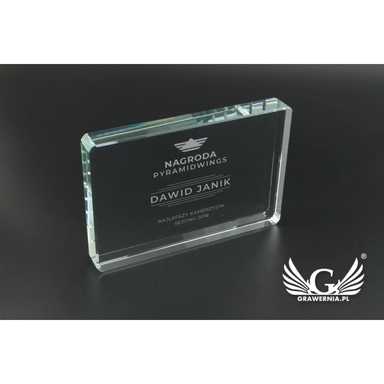 Trofeum szklane w etui - Iruna - TSZ101
