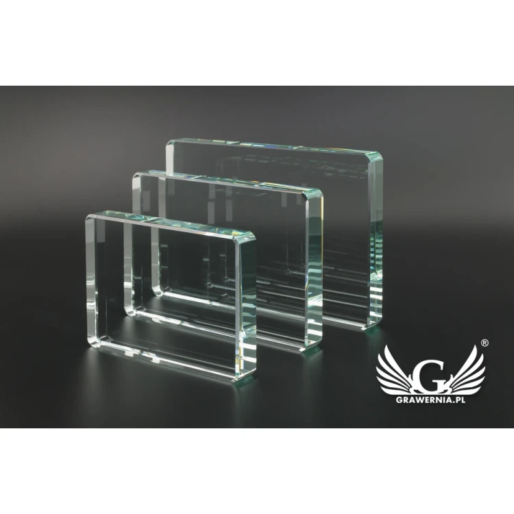 Trofeum szklane w etui - Iruna - TSZ101