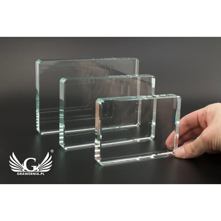 Trofeum szklane w etui - Iruna - TSZ101