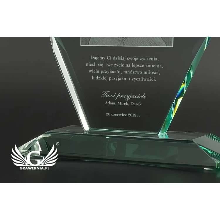 Trofeum szklane w etui - MILO z fotografią - Prezent Urodzinowy - TSZ063
