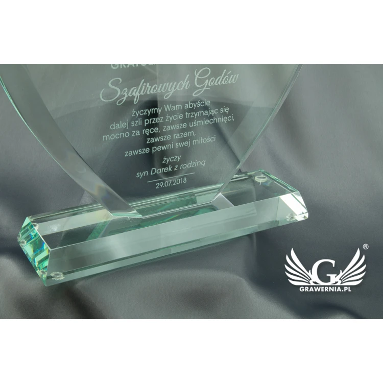 Trofeum szklane w etui - SERCE 3 - TSZ050