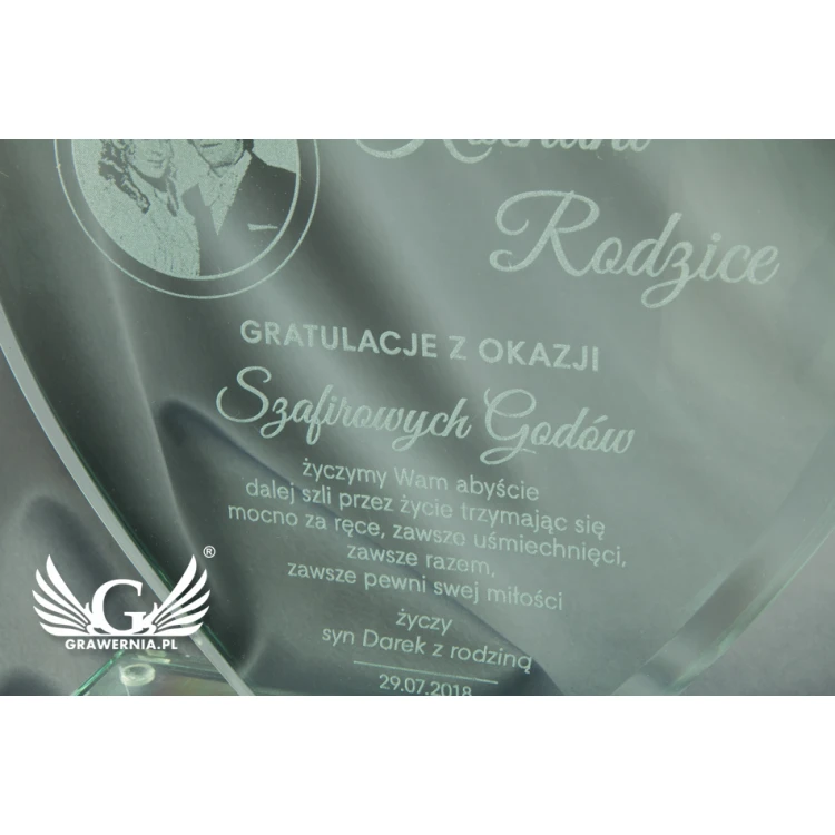 Trofeum szklane w etui - SERCE 3 - TSZ050