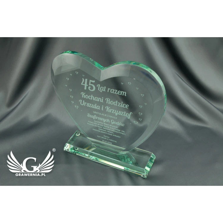 Trofeum szklane w etui - SERCE 3 - TSZ050