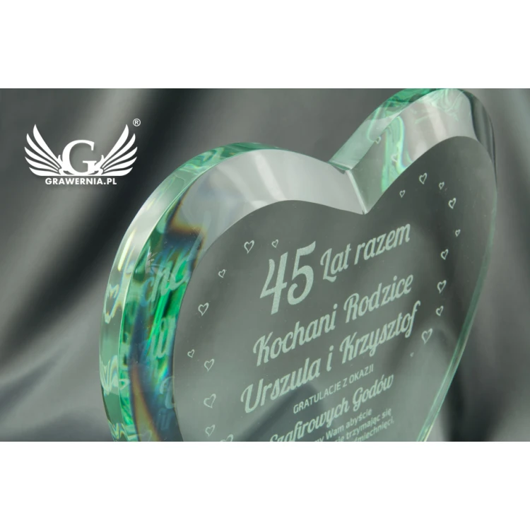 Trofeum szklane w etui - SERCE 3 - TSZ050