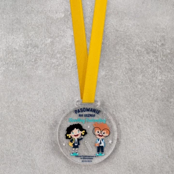 Medal pasowanie na ucznia - akryl transparentny gr. 5mm - śr. 60mm - MGR118
