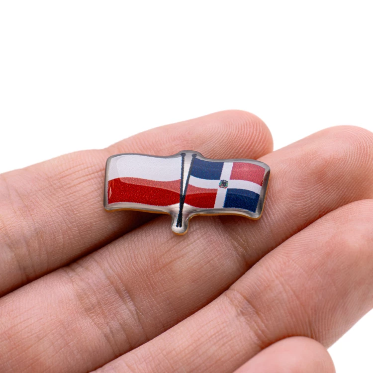Pins z mosiądzu - Flagi - doming 3D - wym. 25x13mm - PWD041