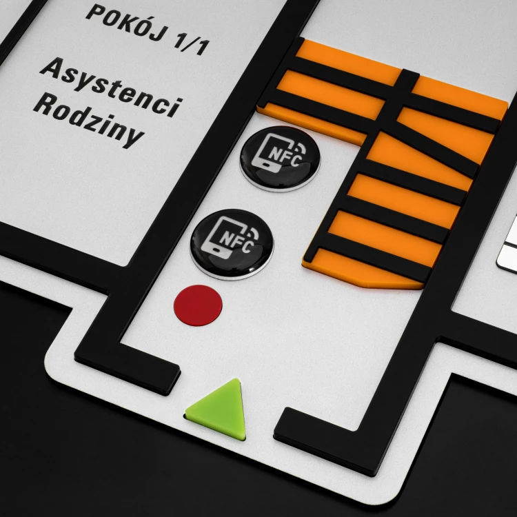 Plan tyflograficzny z pismem Braille'a i NFC - Twarde PVC, tworzywo ADA, 3D doming, laminat i akryl - wym. 900x440 mm - TAB678