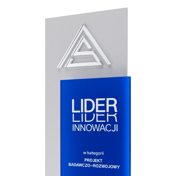 Statuetka LIDER - aluminium i akryl z nadrukiem UV - wypukłe logo - lider innowacji - wys. 24,8 cm - DTA161