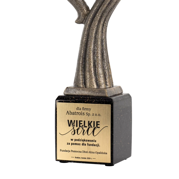 Statuetka Wielkie serce - odlewana z Twoim grawerem - wys. 30 cm - FOL069