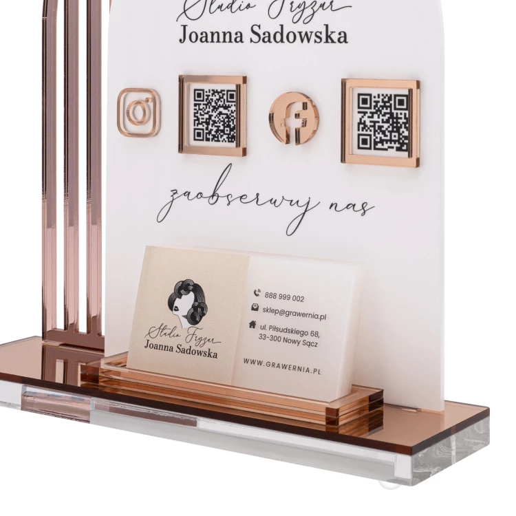 Tabliczka social media z kodami QR i miejscem na wizytówki - wys. 23 cm - ST086