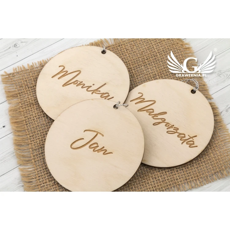 Winietki ślubne z naturalnego drewna grawerowane laserem - WIN004
