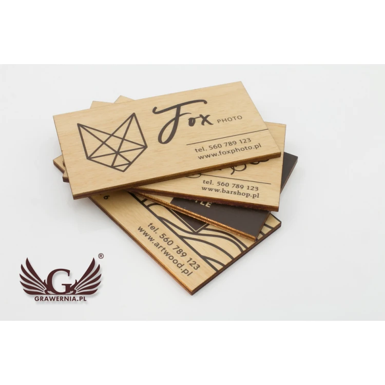 Wizytówki z drewna premium - lakierowane - druk UV - WZ022