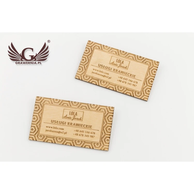 Wizytówki z drewna premium - lakierowane - grawerowane - WZ026