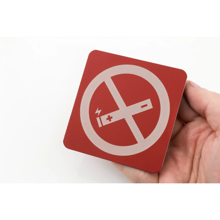 Zakaz palenia papierosów elektronicznych - czerwone aluminium 1mm - tabliczka 80x80mm - Z010